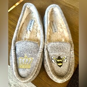 Rampage women’s queen bee Slippers with Crown and Bee Embroidery